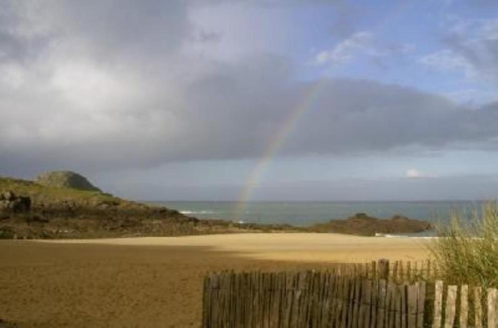Maison Avec Jardin Et Plage De Sable Fin Accessible A Pied A 300M Saint-Coulomb Exteriör bild